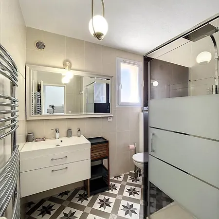 Villa D'exception Avec Vue Imprenable Sur La Mer Et Citadelle, Jacuzzi Et Confort Modern - Fr-1-719-17 *