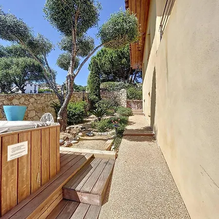 Villa D'exception Avec Vue Imprenable Sur La Mer Et Citadelle, Jacuzzi Et Confort Modern - Fr-1-719-17 *